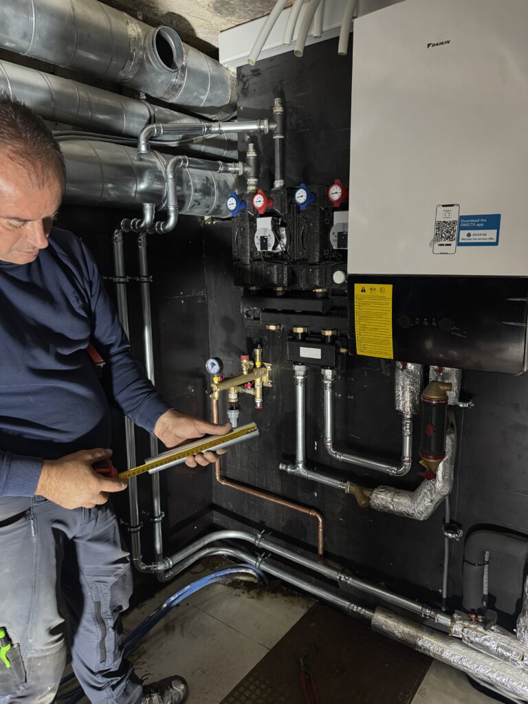 Chauffagiste Bruxelles | Dépannage, Entretien & Installation chaudière chauffagiste Bruxelles installation chaudière gaz